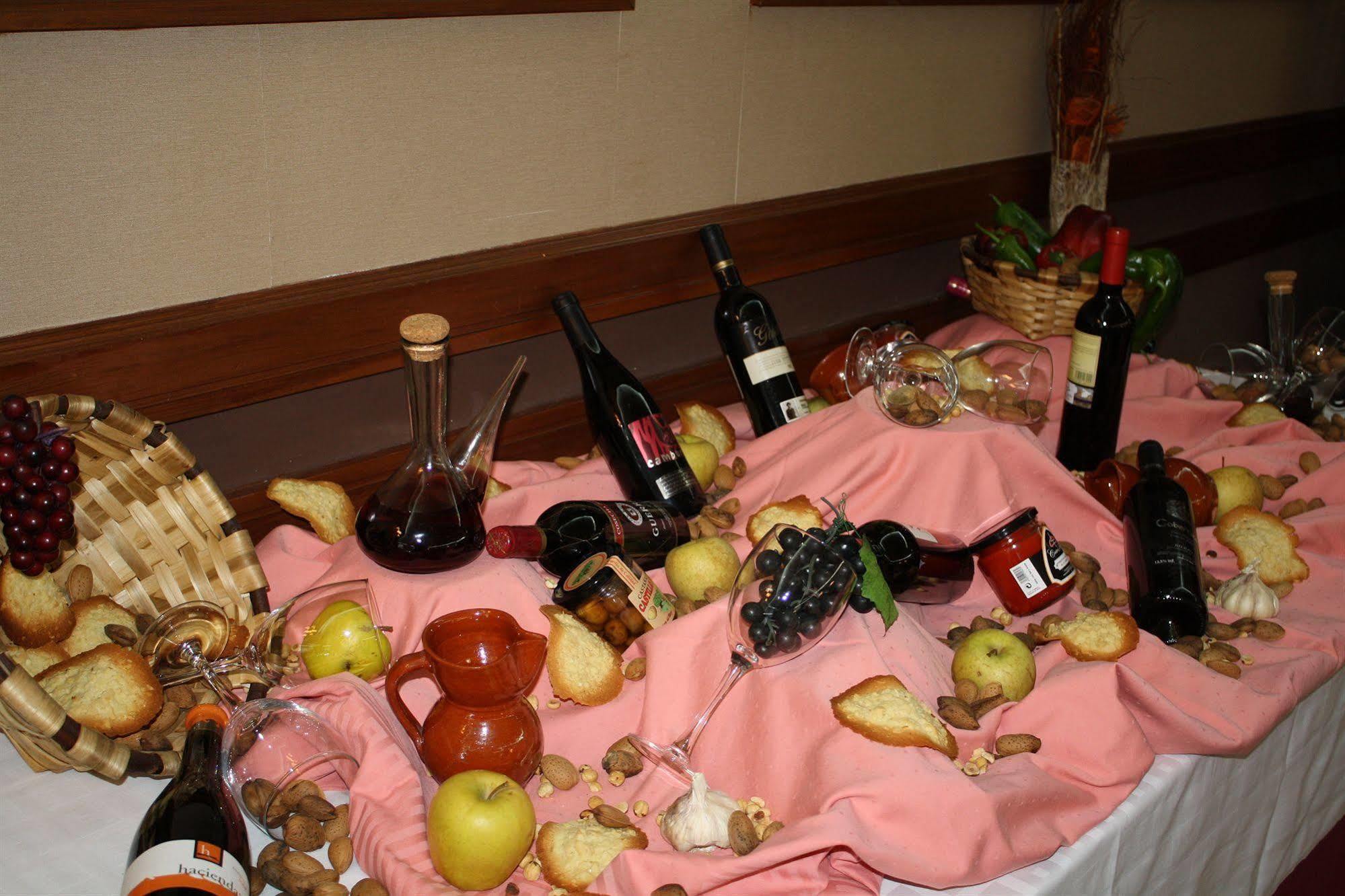 Hotel Madrid Bierzo Ponferrada Ngoại thất bức ảnh